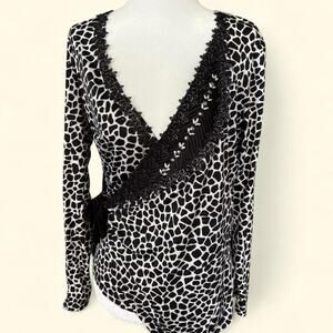 Kingsland Y2K Style Going Out Wrap Top with Giraffe Print Lace Trim & Side Tie